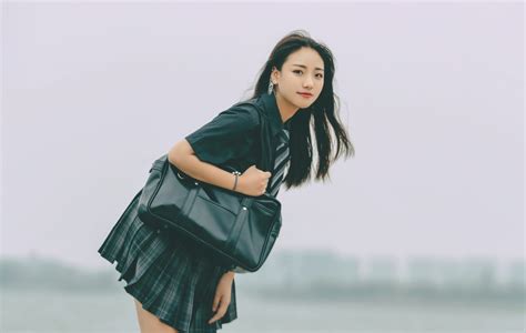 高校生av女優|【2024年】JK制服が似合うAV女優ランキングBEST20！反則級。